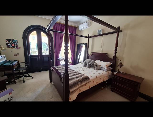 4.5 BEDROOM HOUSE FOR SALE IN BLUE VALLEY GOLF ESTATE